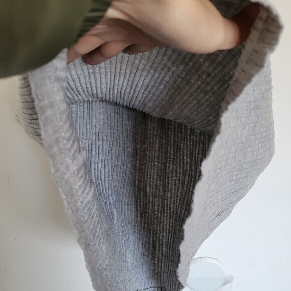 H&M Divided Heather Gray Ribbed Short Sleeve Jersey Knit Mini Dress Size Large - Picture 5 of 11